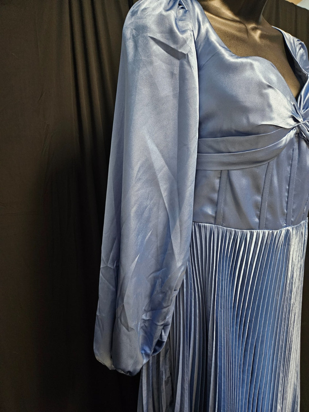 FAERIESTY LONG SLEEVE CORSET/ZIP BACK SIZE SMALL BLUE SATIN PLEATED GOWN NWT