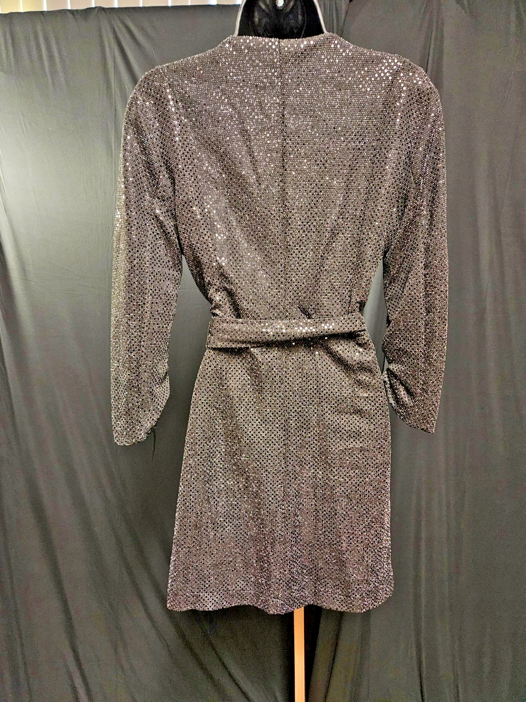 IDEM DITTO SZ L BLACK SEQUINED COAT DRESS/COCKTAIL DRESS