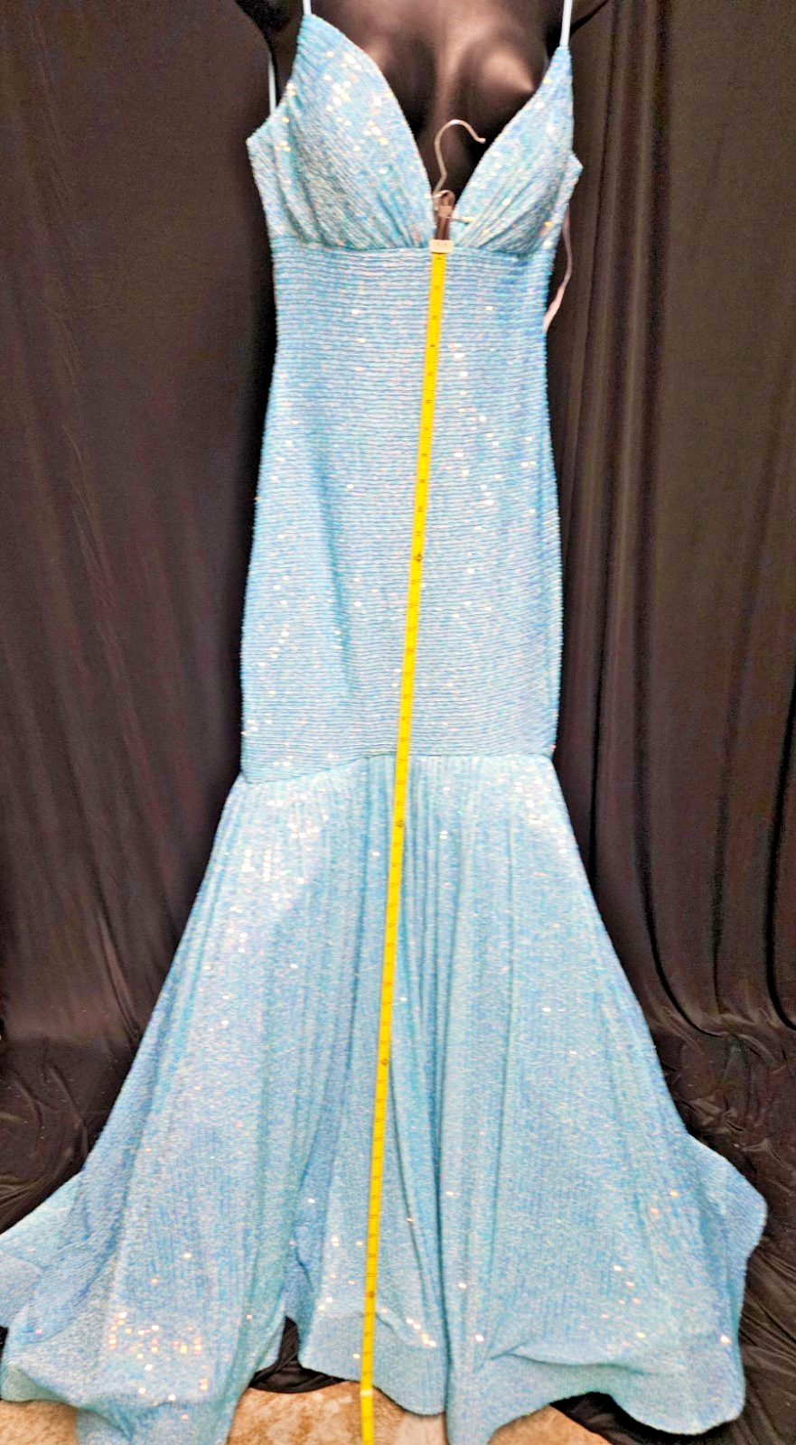GORGEOUS FORMAL SHERRI HILL TURQUOISE BLUE SEQUINED MERMAIN GOWN SIZE 12
