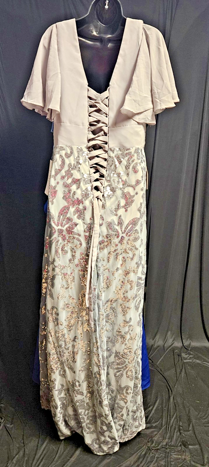 SZ 14 DEEP V-NECK SILVER-TONED,SEQUINED,FLORAL PATTERN FORMAL/PROM/GOWN CORSET