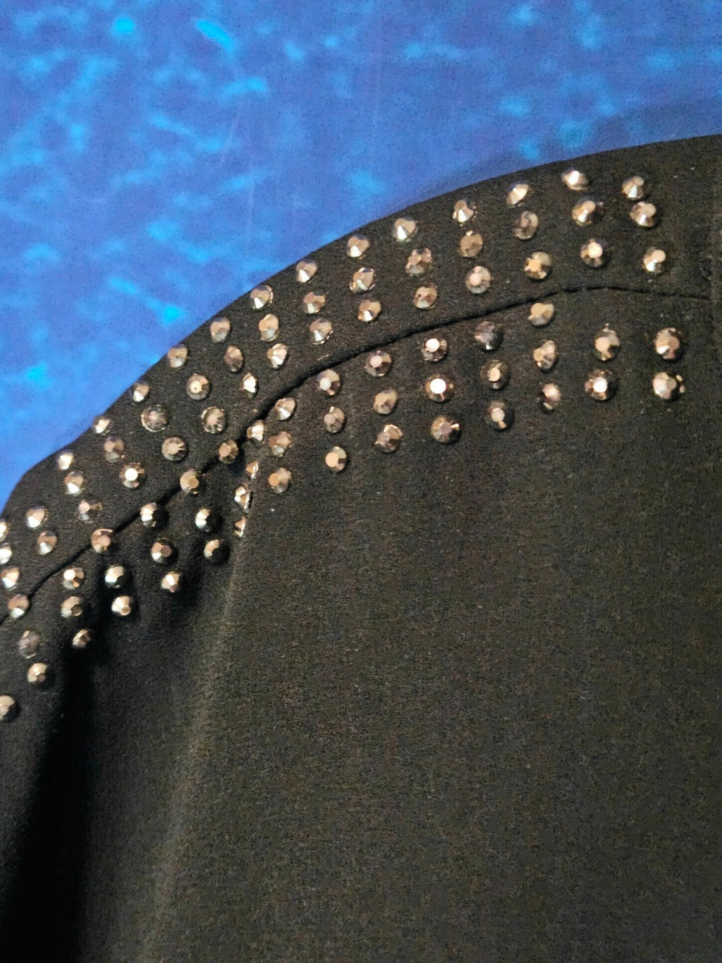 WOMEN'S AGACI SIZE 8 TUNIC BLOUSE BLACK WITH CRYSTALS