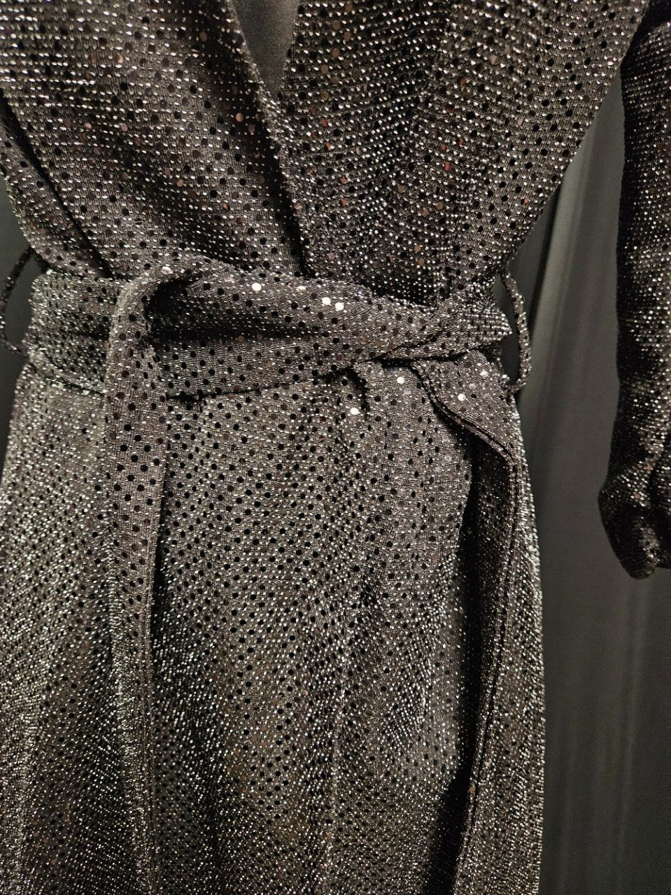 IDEM DITTO SZ L BLACK SEQUINED COAT DRESS/COCKTAIL DRESS