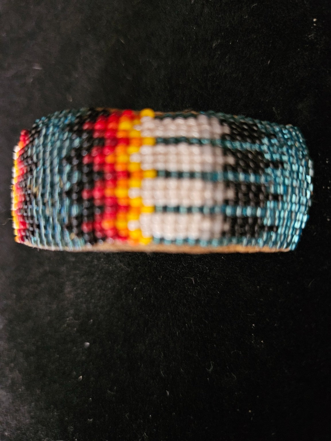 NATIVE AMERICAN NAVAJO LOOM BEADED ON LEATHER PONYTAIL BARRETTE GREEN
