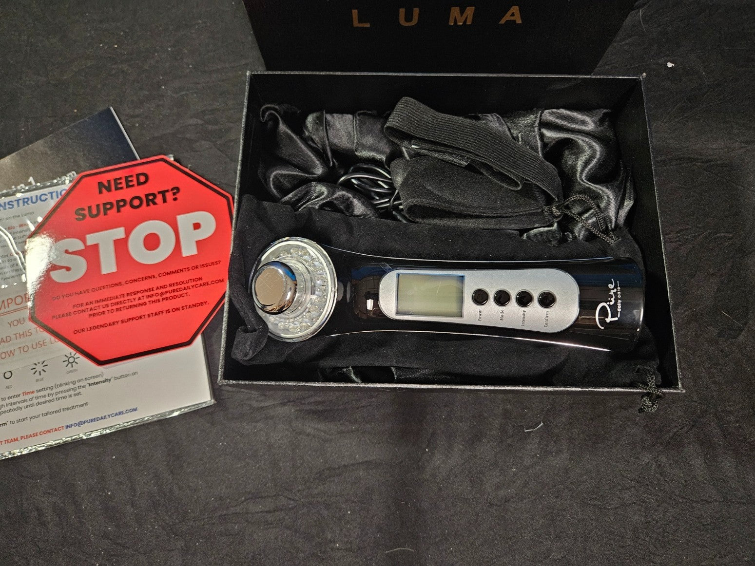 LUMA PURE DAILY CARE 4 IN 1 LED SKIN THERAPY WAND NEW IN BOX