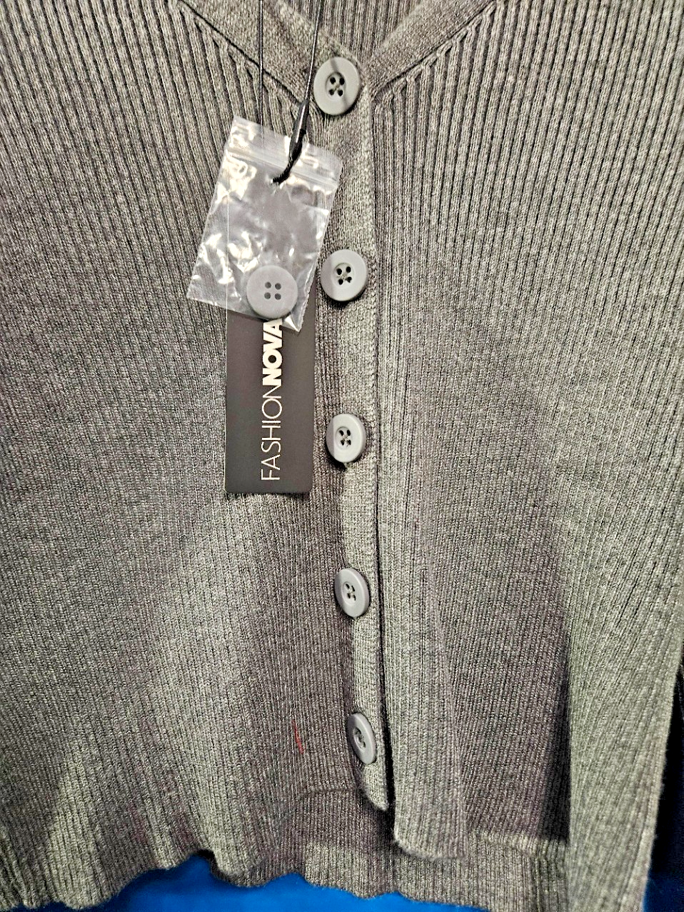 WOMEN'S FASHION NOVA GRAY CROPPED CARDIGAN SIZE LARGE