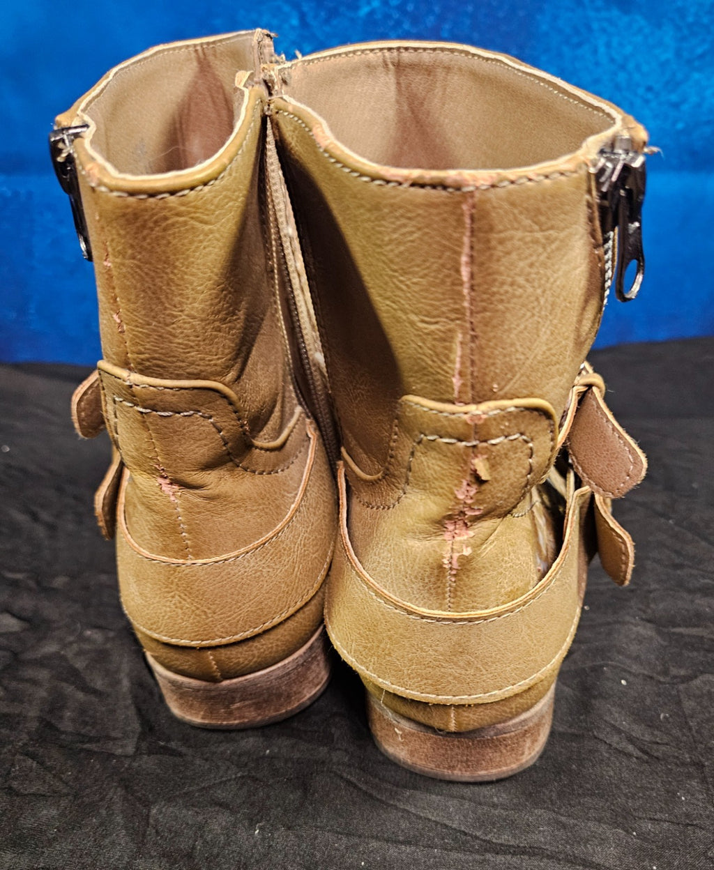 WOMEN'S SIZE 6/6.5 BOOTIE BUNDLE LEATHER ROCKET DOG-BLACK, SHOEDAZZLE-TAN