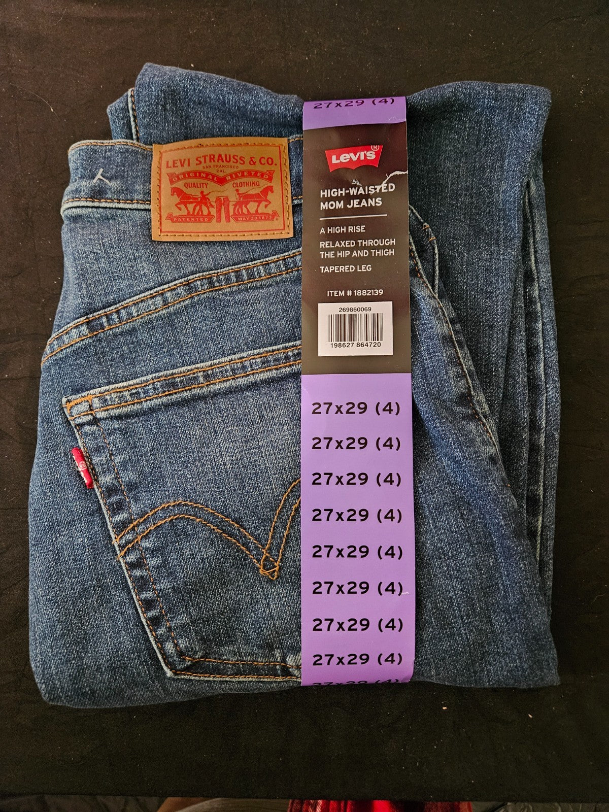 LEVIS HIGH WAISTED MOM JEANS SIZE 27 W  X 29 INSEAM NWT