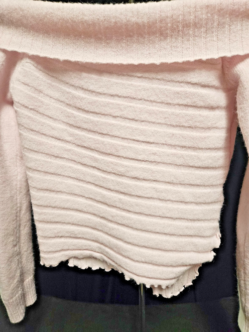 ABSOLUTELY ADORABLE! WOMEN'S SIZE XS EDIKTED PINK OFF THE SHOULDER SWEATER