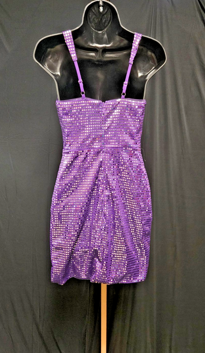 PURPLE SEQUINED SIZE 4 SHORT PROM/COCKTAIL DRESS NWOT