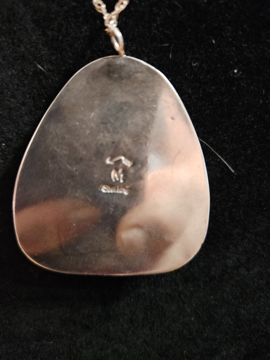 NATIVE AMERICAN HAND MADE STERLING TURQUOISE PENDANT & CHAIN ARTIST INITIAL