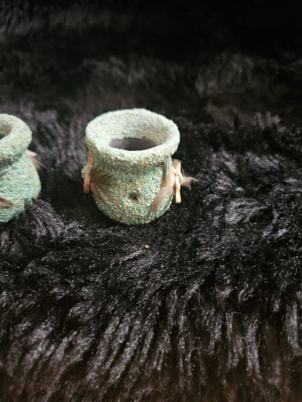 NATIVE AMERICAN NAVAJO MADE FETISH POT SET CRUSHED TURQUOISE/MOTHER PEARL FETISH