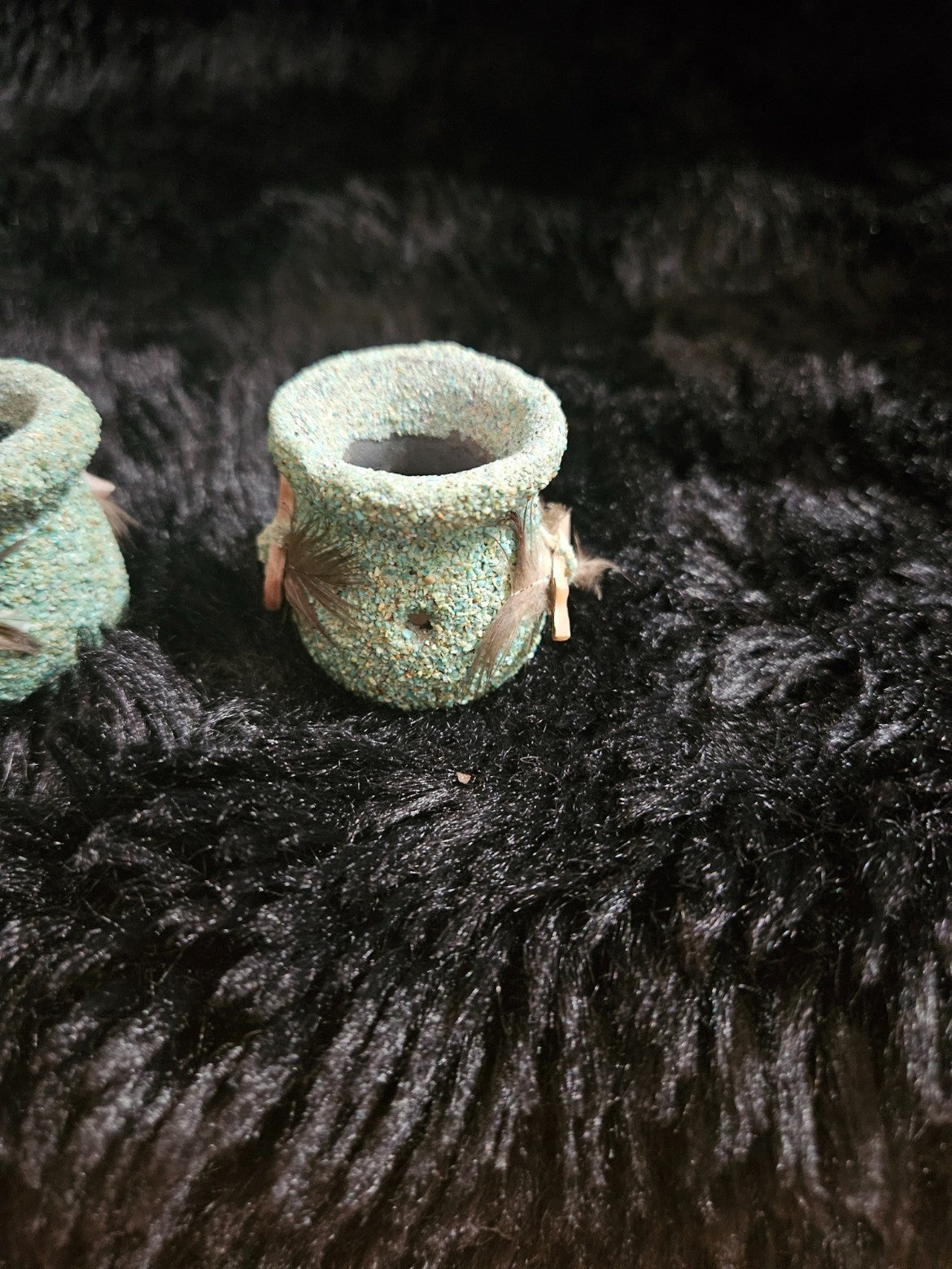 NATIVE AMERICAN NAVAJO MADE FETISH POT SET CRUSHED TURQUOISE/MOTHER PEARL FETISH