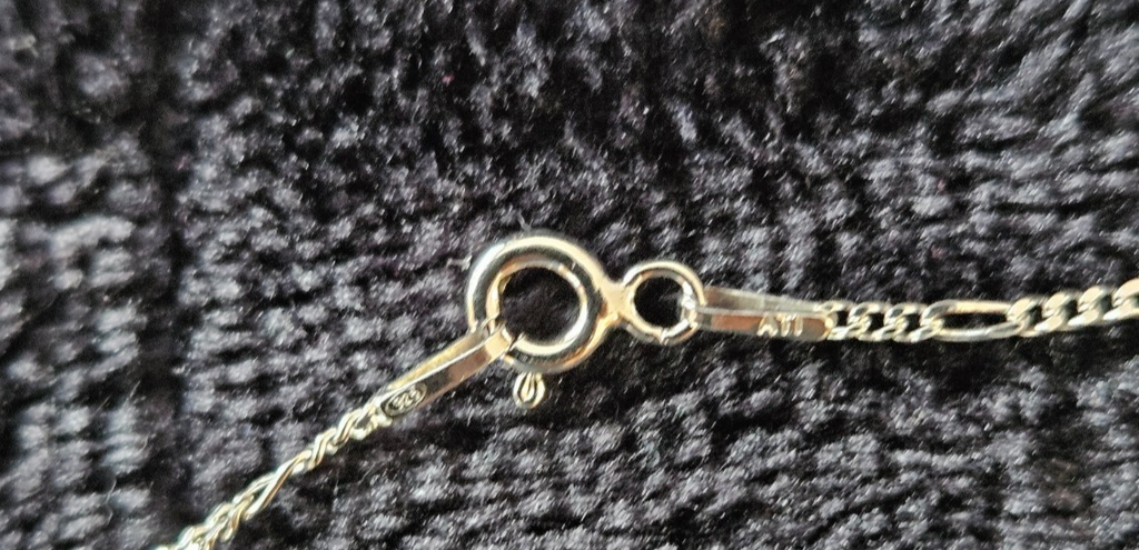 MADE IN ITALY 7.25-8" SOLID STERLING SILVER FIGARO CHAIN BRACELET