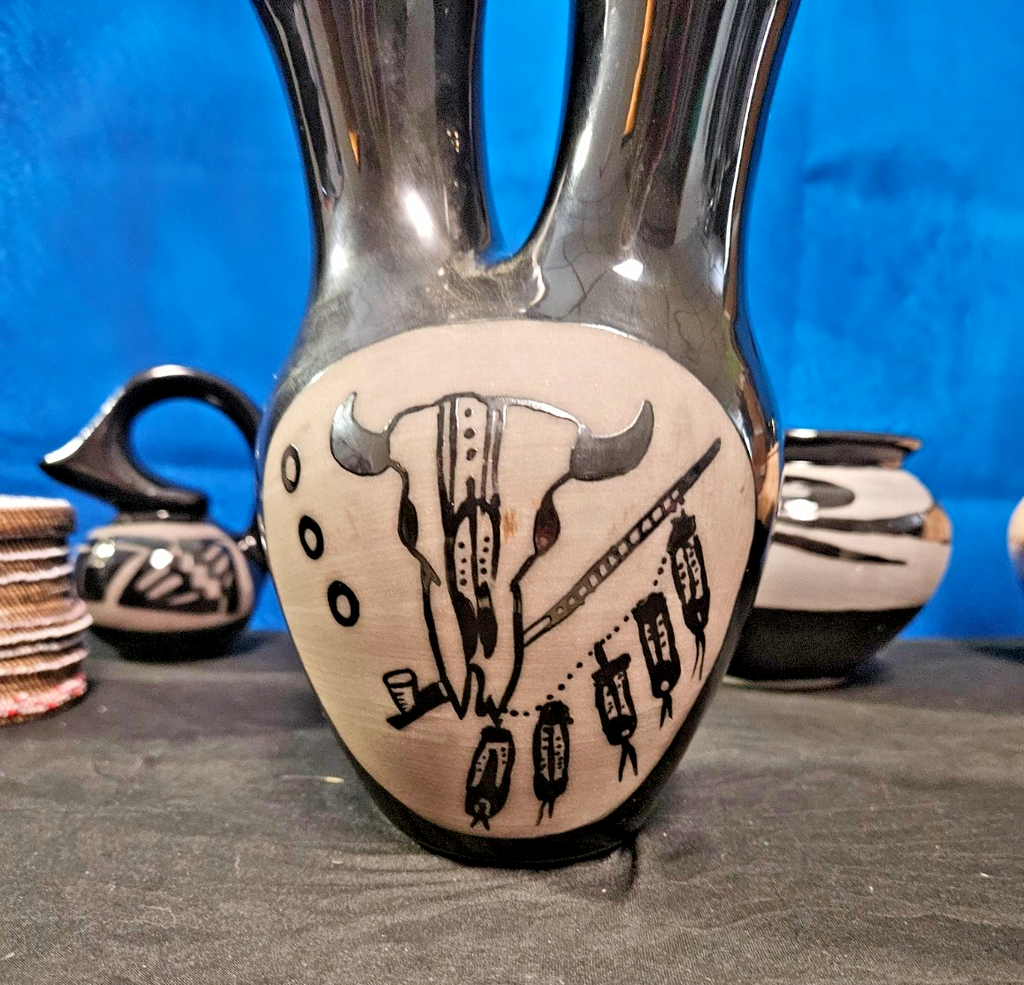 VINTAGE HANDMADE NATIVE AMERICAN SAN JUAN PUEBLO BLACK POTTERY BY MARIA ADELICIA