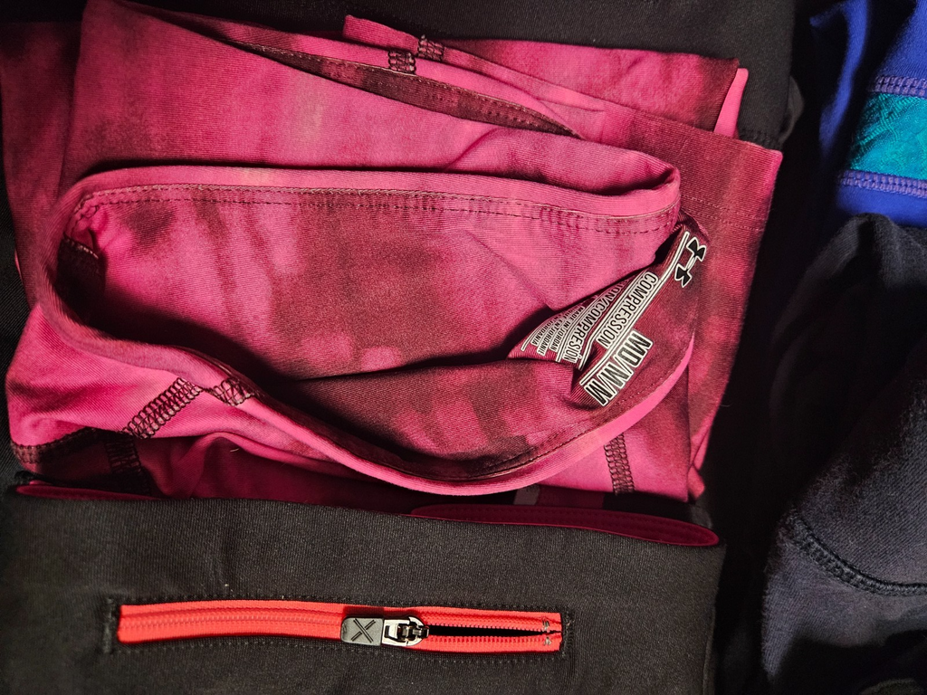 WOMEN'S SIZE S,M,L ACTIVE CAPRI LEGGING BUNDLE