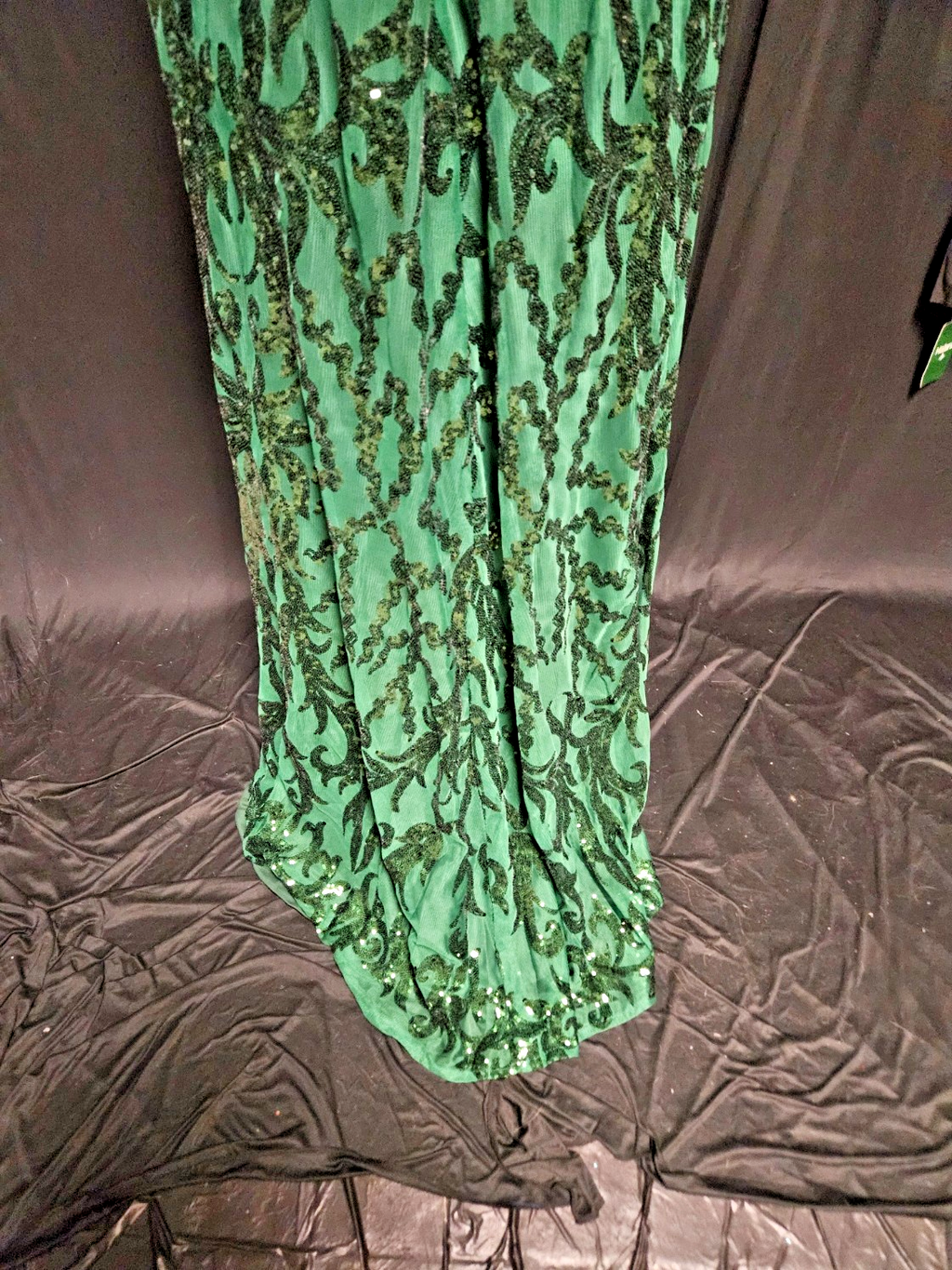 WOMEN'S SIZE 10/12 L DK GREEN SEQUINED MERMAID GOWN PROM/FORMAL NWT