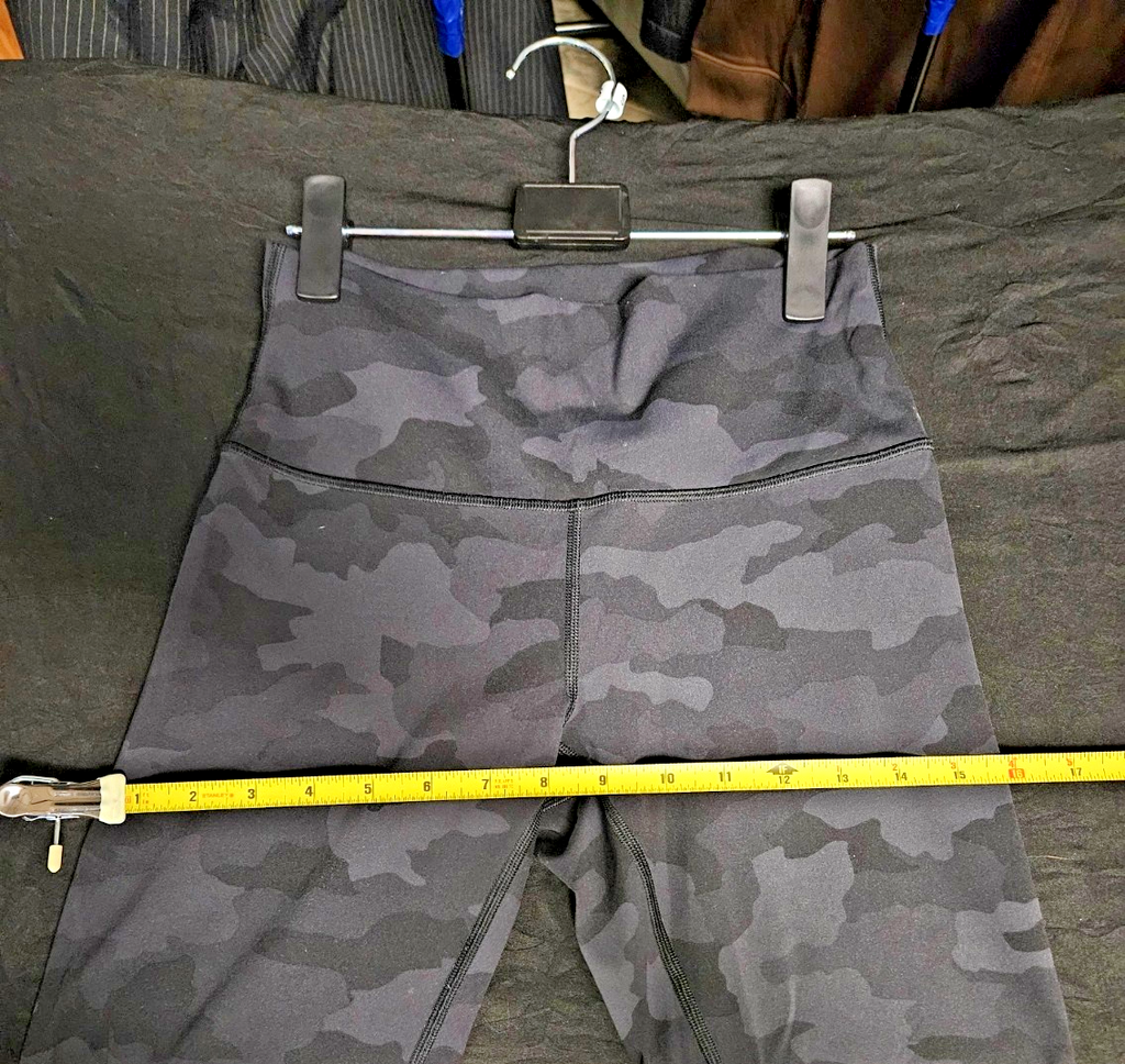 LULULEMON FITS SIZE 8 GRAY/BLACK CAMO PANTS