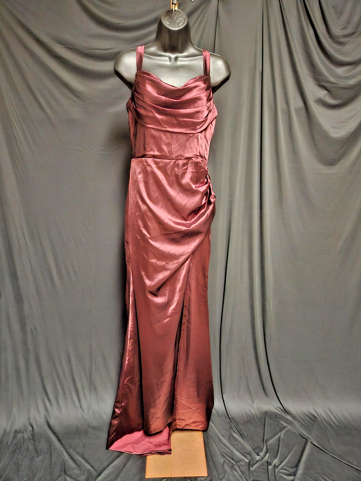 SIZE SMALL SATIN TANK/CORSET ROUCHED WINE FORMAL GOWN NWT