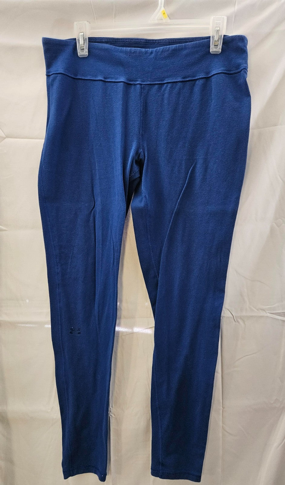 WOMEN'S UNDER ARMOR PERFORMANCE BUNDLE SHIRT AND LEGGINGS SIZE LARGE
