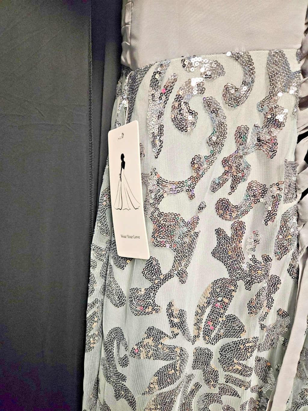 SZ 14 DEEP V-NECK SILVER-TONED,SEQUINED,FLORAL PATTERN FORMAL/PROM/GOWN CORSET