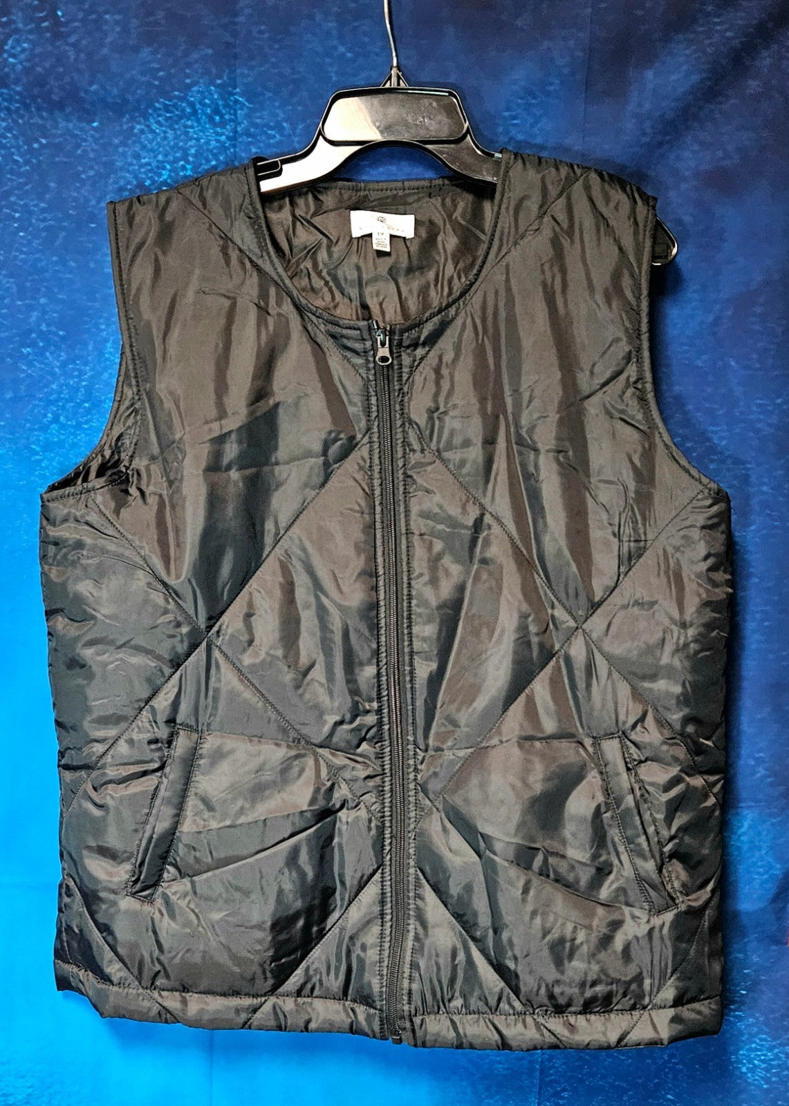 Socialite Woman’s Vest Size  S/M Black Quilted Puffer Vest Lightweight