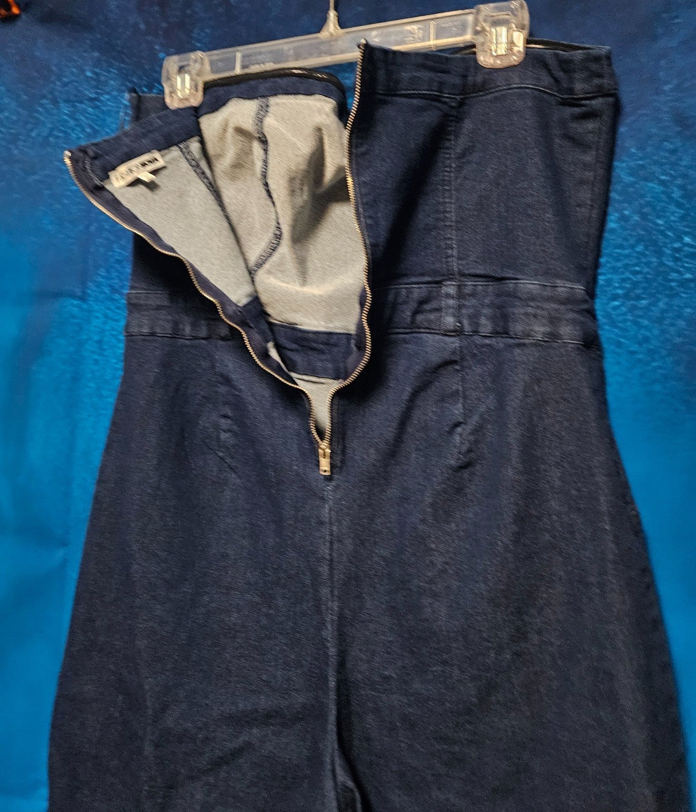 WOMEN'S FASHION NOVA SIZE L DENIM STRAPLESS JUMPSUIT NWOT 31 IN INSEAM
