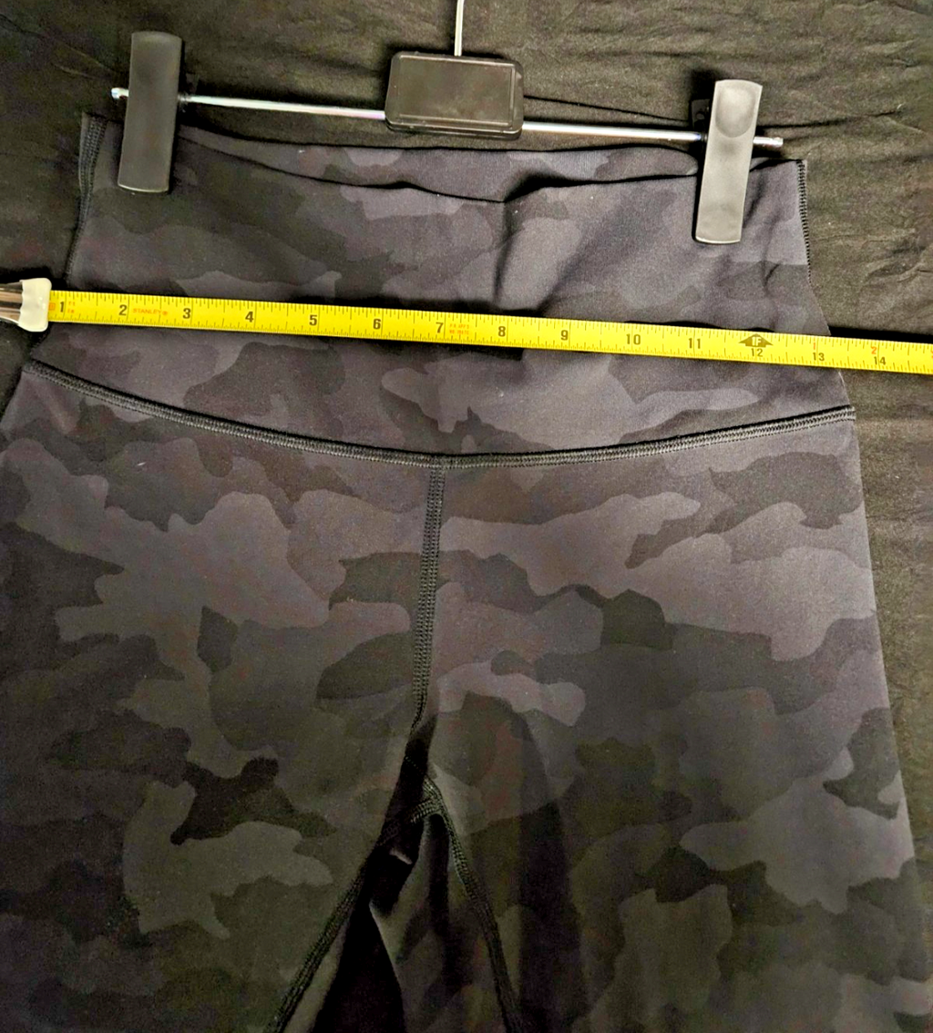 LULULEMON FITS SIZE 8 GRAY/BLACK CAMO PANTS