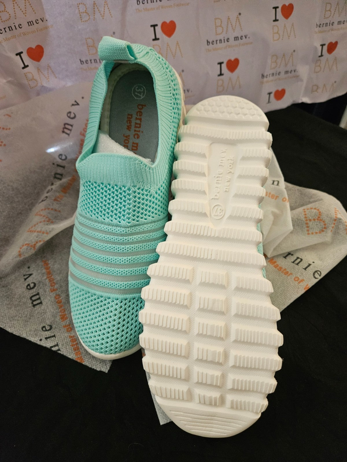 WOMEN'S SZ 6 BERNIE MEV AQUA WILLEY'S SLIP ON TENNER NWT