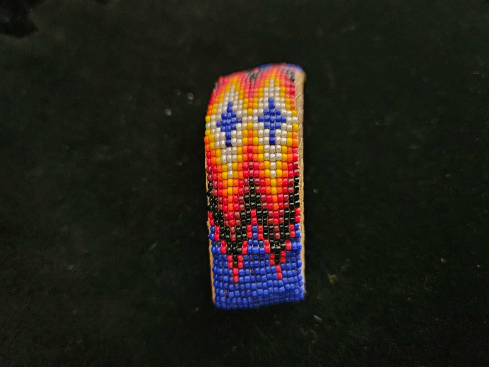 NATIVE AMERICAN NAVAJO LOOM BEADED ON LEATHER PONYTAIL BARRETTE BLUE