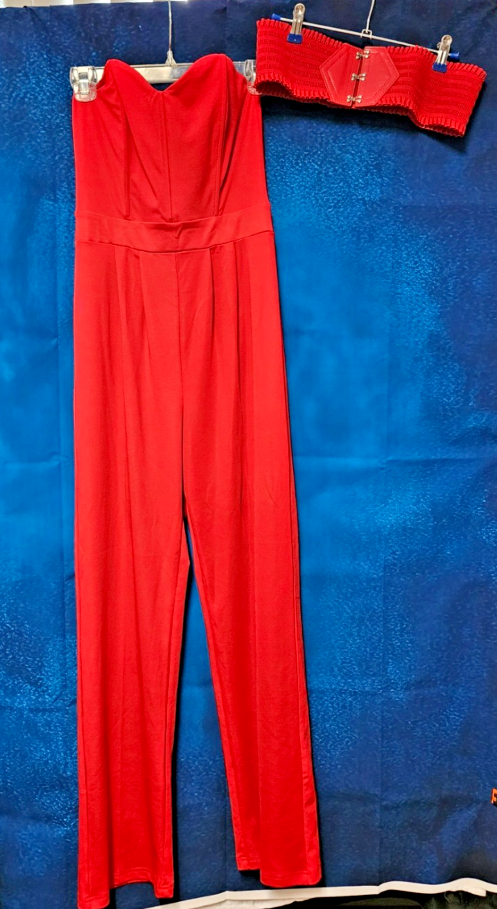 WOMEN'S SIZE MEDIUM RED STRAPLESS JUMPSUIT & BELT NWOT