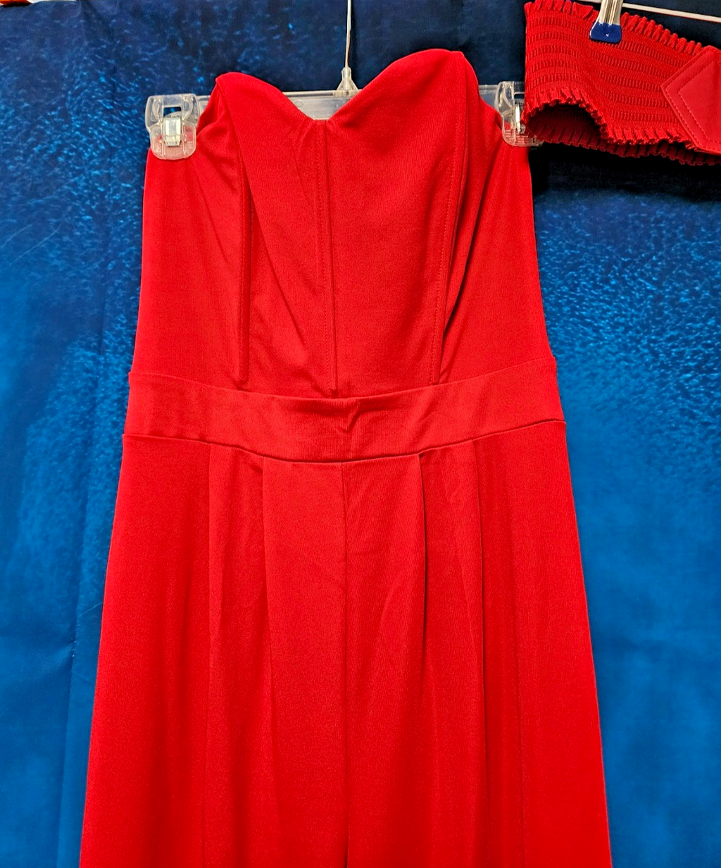 WOMEN'S SIZE MEDIUM RED STRAPLESS JUMPSUIT & BELT NWOT