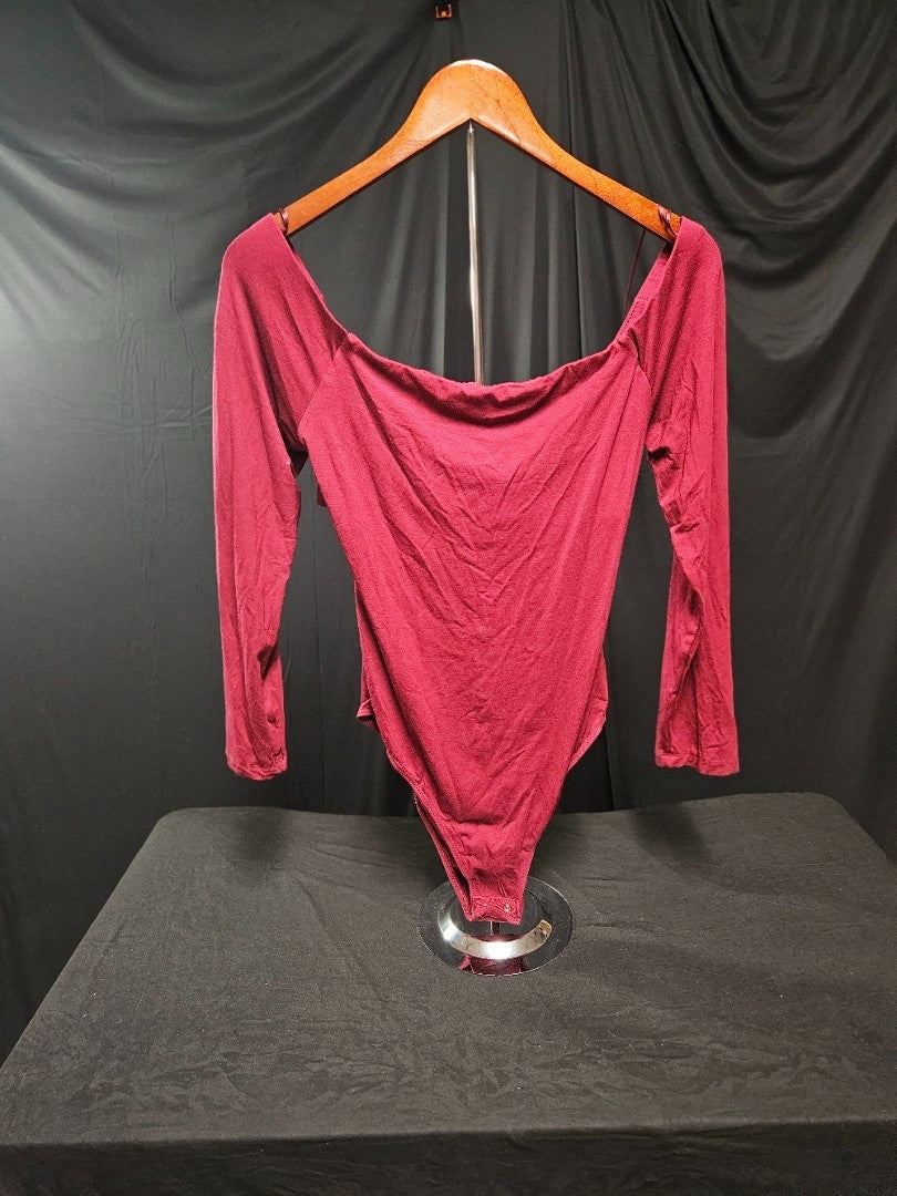 WOMEN'S XL LUSH BURGANDY BACK CUT OUT KNIT BODYSUIT NWT