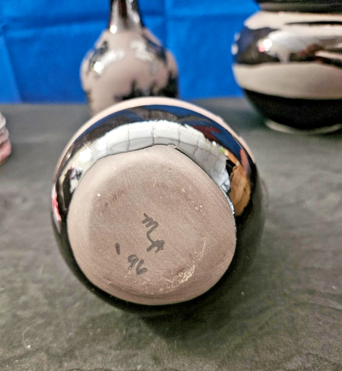 VINTAGE HANDMADE NATIVE AMERICAN SAN JUAN PUEBLO BLACK POTTERY BY MARIA ADELICIA