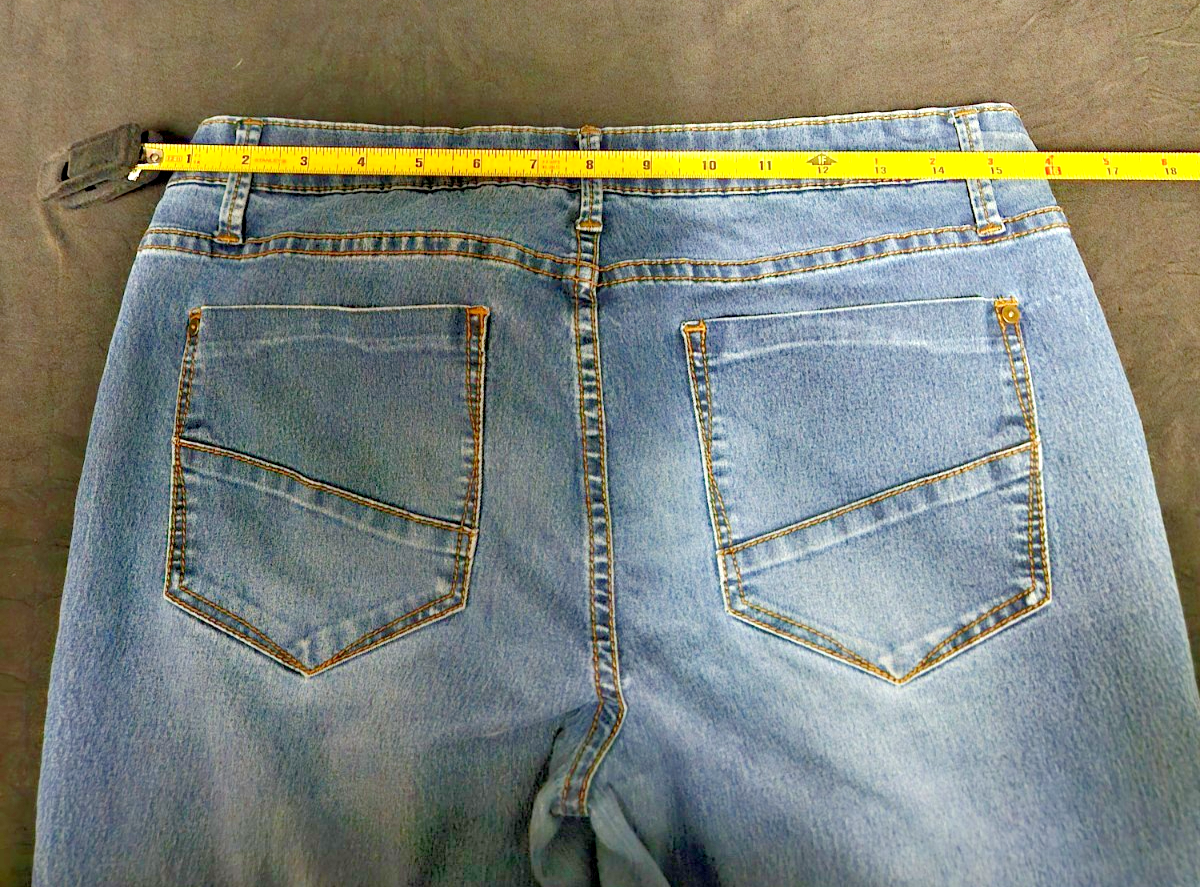 WOMEN'S JEANS BUNDLE FITS SIZES 8 TO 10 FLYING MONKEY, JUST FAB IN GOOD CONDITIO