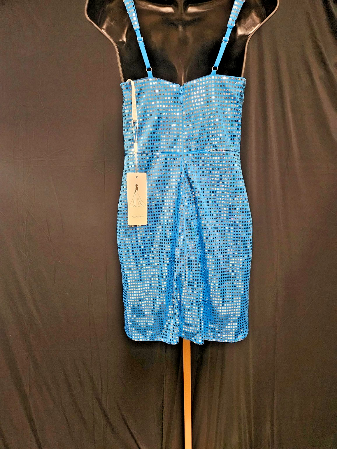 BRIGHT BLUE SEQUINED SIZE 6 SHORT PROM/COCKTAIL DRESS