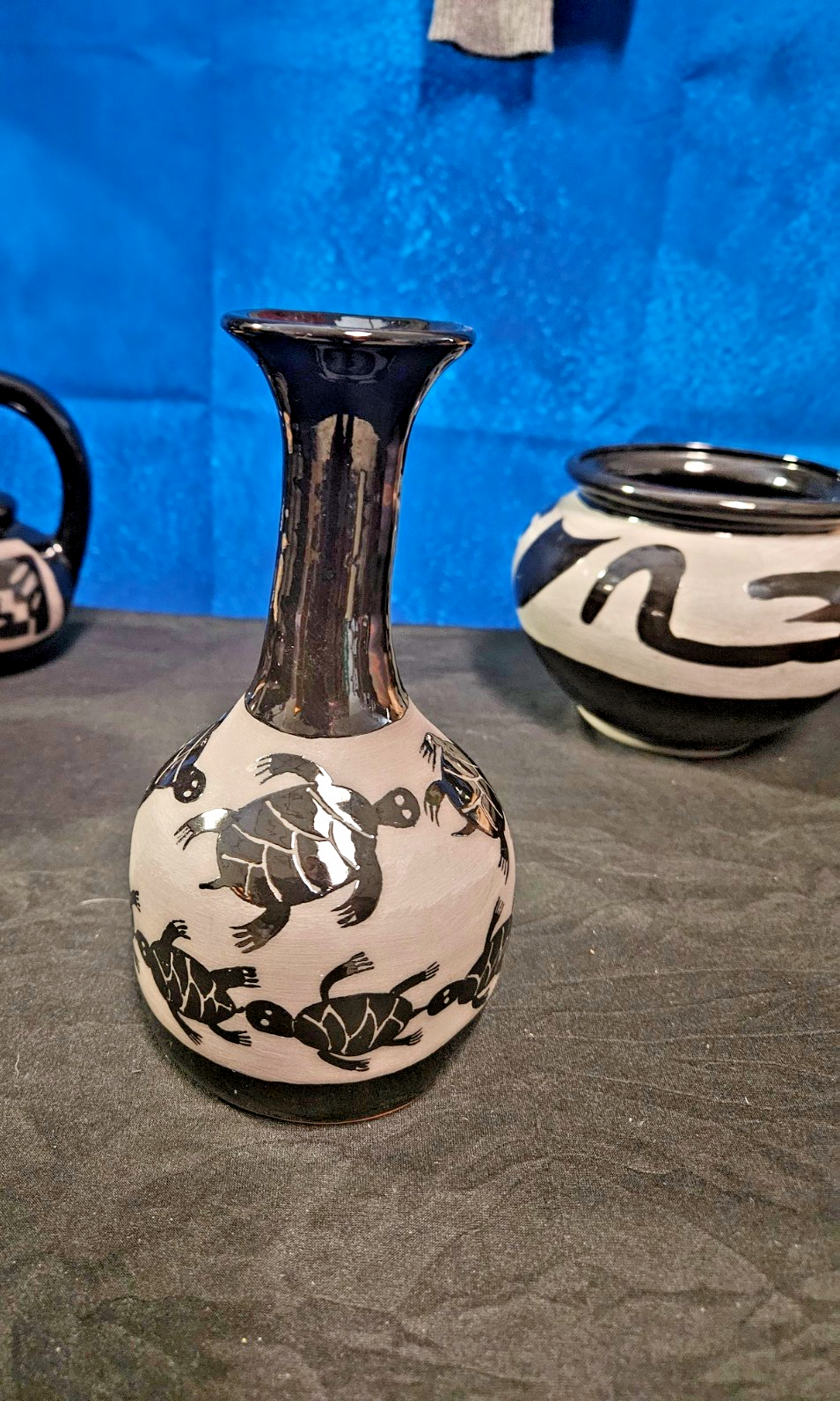 VINTAGE HANDMADE NATIVE AMERICAN SAN JUAN PUEBLO BLACK POTTERY BY MARIA ADELICIA
