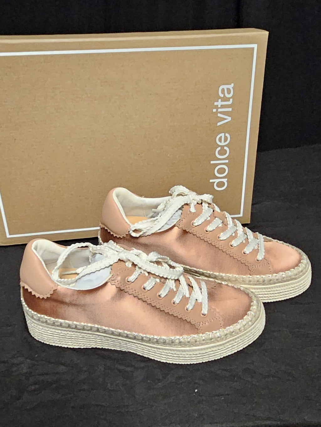 WOMEN'S DOLCE VITA SIZE 6 LENNIX COPPER SNEAKERS NIB