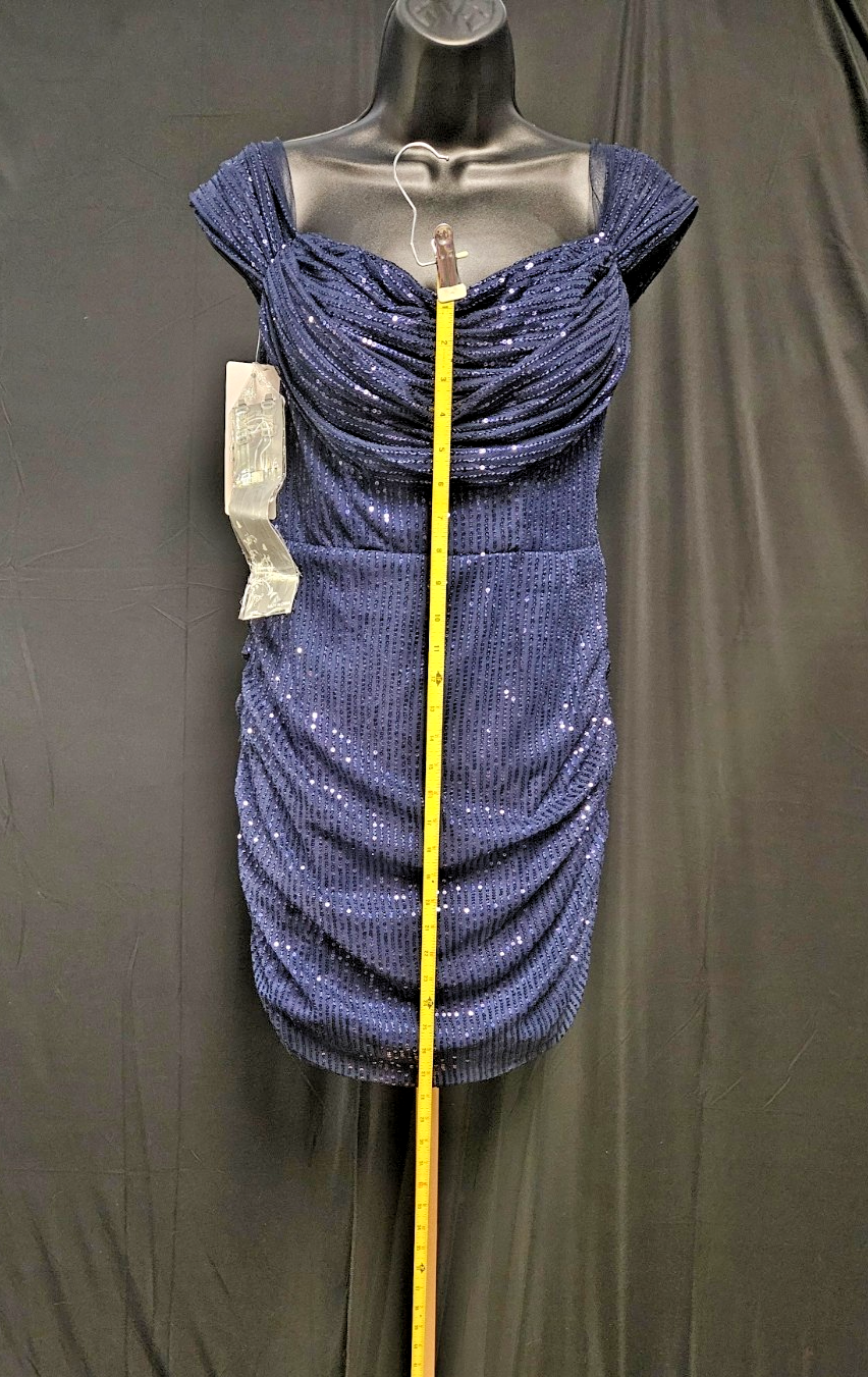 NAVY SEQUINE SIZE 8/10 M ON/OFF SHOULDER SHORT FORMAL/COCKTAIL/PROM DRESS