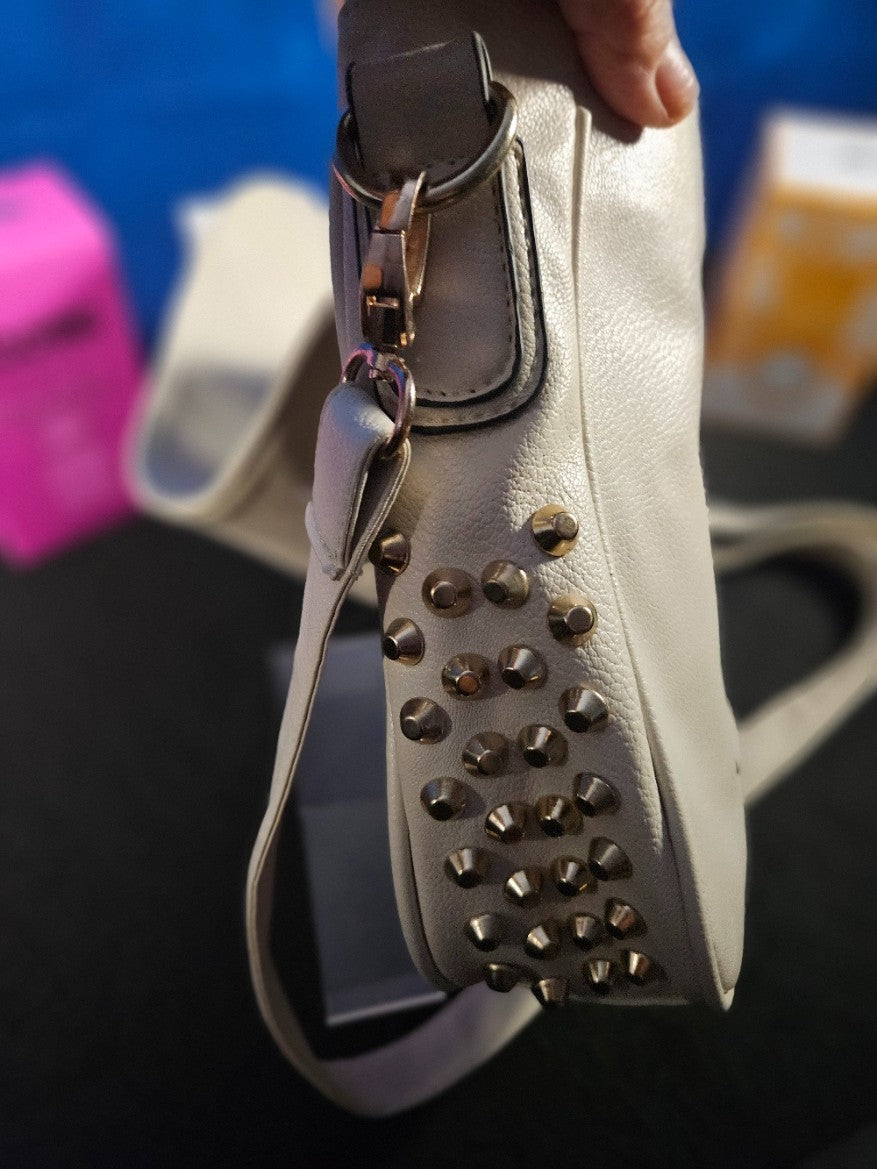 WOMEN'S SAY WHAT BEIGE VEGAN LEATHER PURSE WITH STUDS ON SIDES