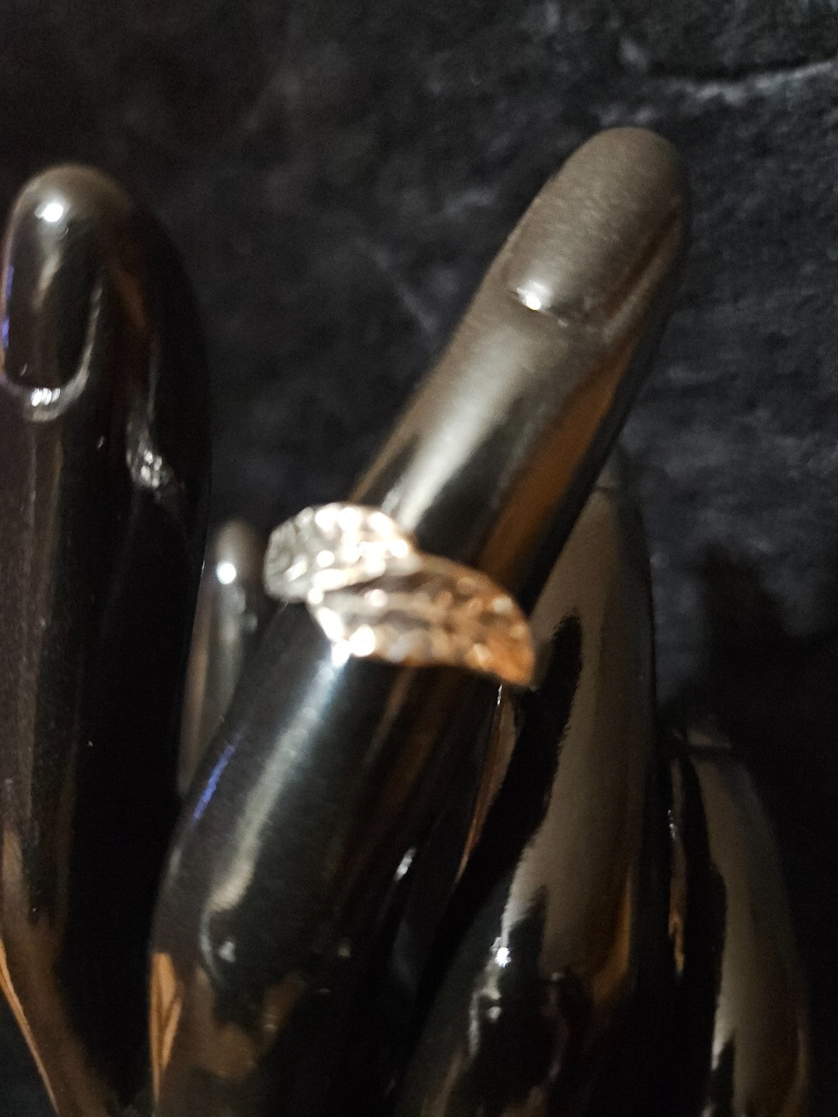 VINTAGE NATIVE AMERICAN NAVAJO MADE STERLING SILVER FEATHER RING SIZE 6.5