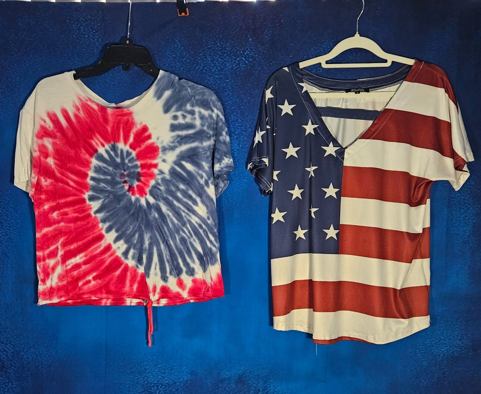 USA THEMED WOMEN'S SIZE LARGE SHIRTS SET OF TWO ZG-DD & NO BOUNDARIES BRANDS