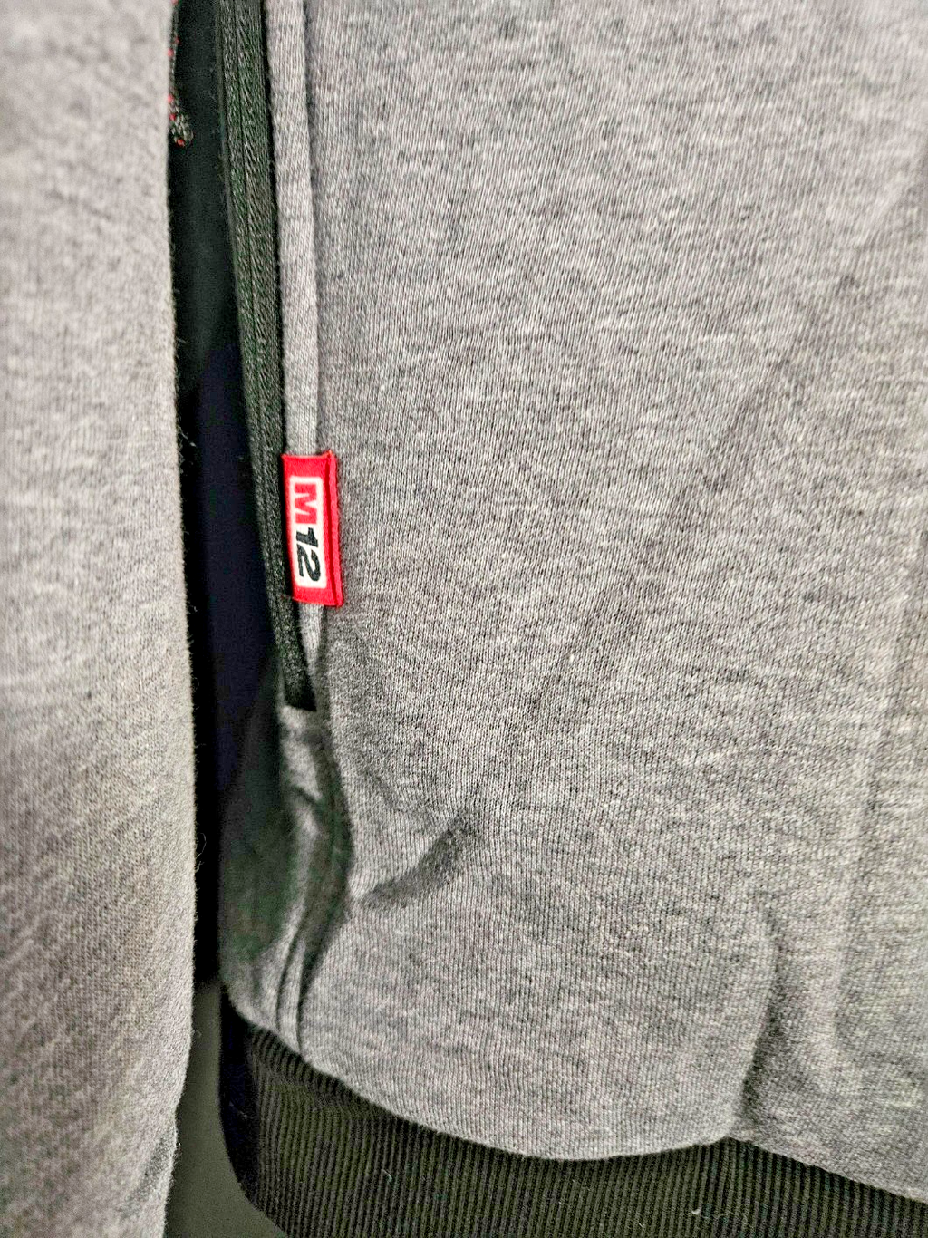 SIZE MEN's XL MILWAUKEE M12 HEATED ZIP UP HOODIE GRAY/BLACK