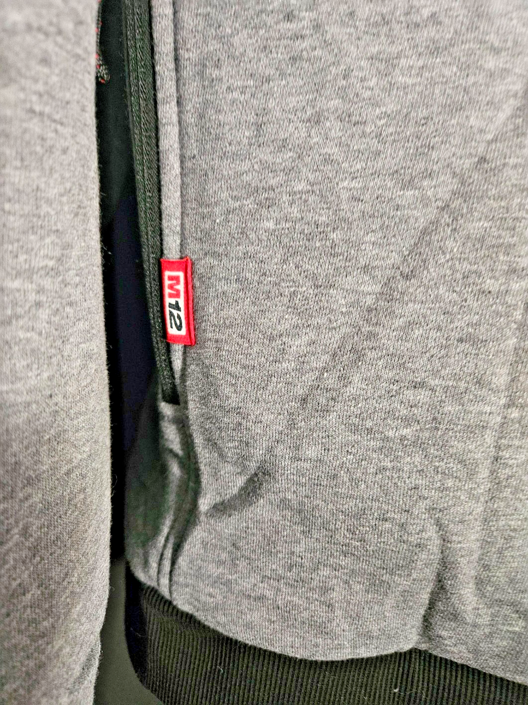 SIZE MEN's XL MILWAUKEE M12 HEATED ZIP UP HOODIE GRAY/BLACK