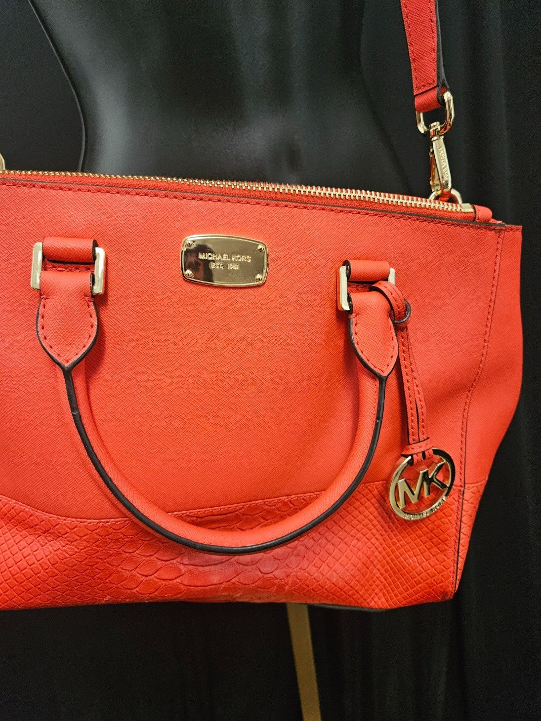 MICHAEL KORS KELLEN SAFFIANO LEATHER SATCHEL ORANGE IN EXCELLENT CONDITION