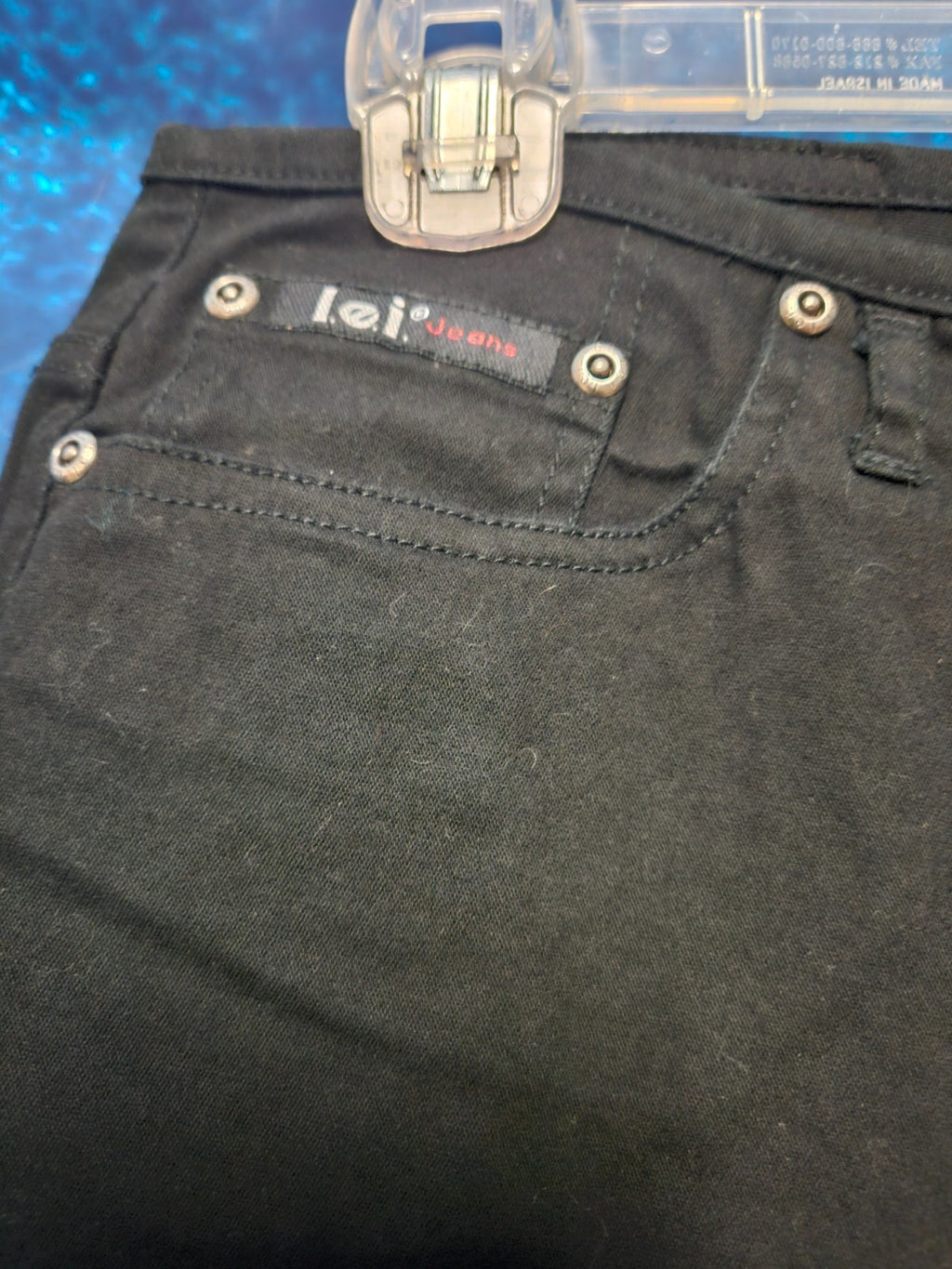 WOMEN'S LEI BLACK SHORT CROPPED JEANS FITS LIKE SIZE 8