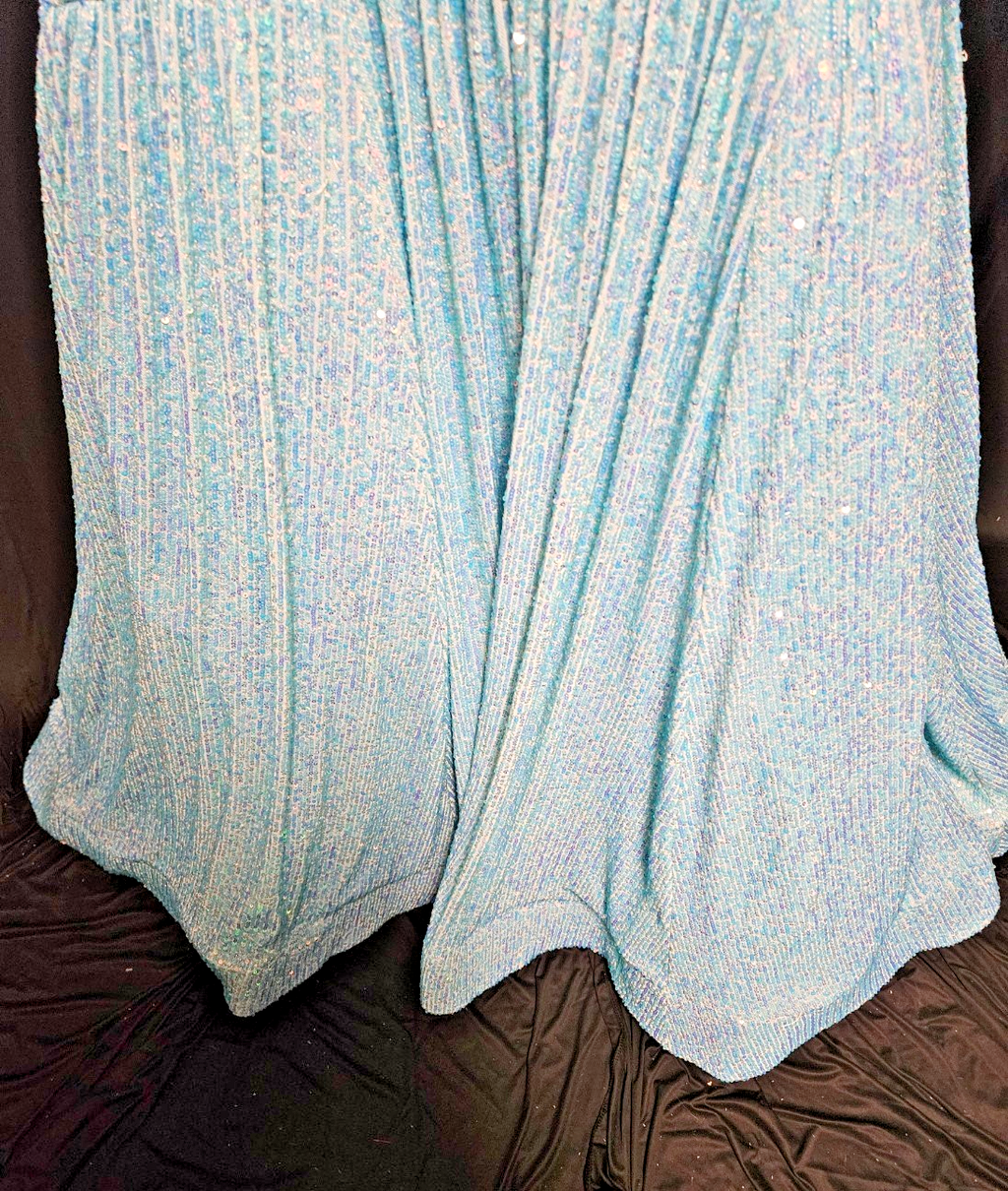 GORGEOUS FORMAL SHERRI HILL TURQUOISE BLUE SEQUINED MERMAIN GOWN SIZE 12