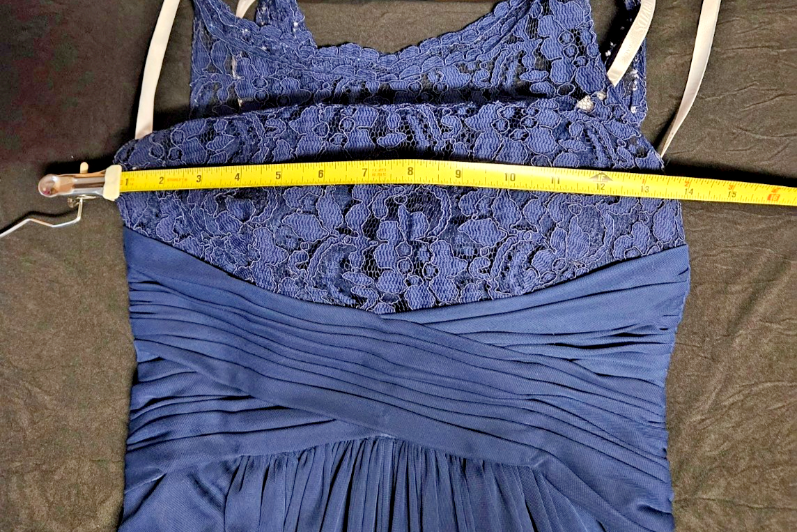 DAVID'S BRIDAL SZ 2 USEDFORMAL GOWN /BRIDESMAIDS/PROM LACE BODICE, RUCHING NAVY