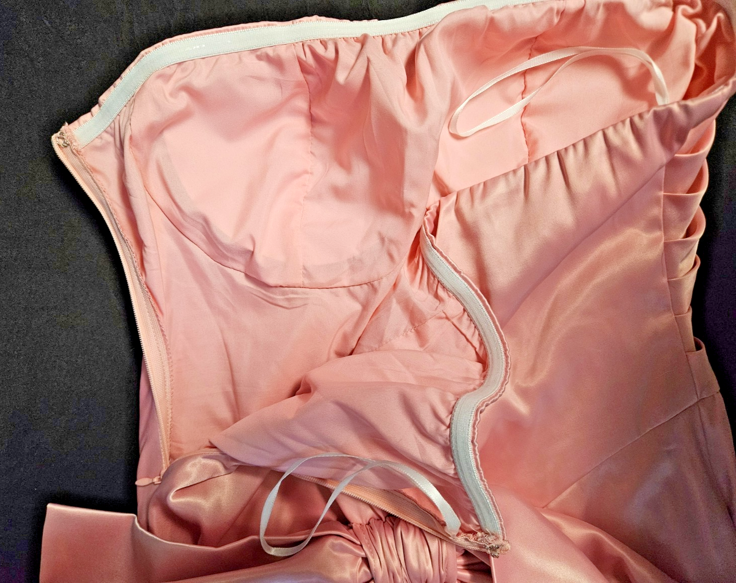 CIDER FORMAL PINK SATIN STRAPLESS GOWN FLOWING BOW SIZE LARGE NWT