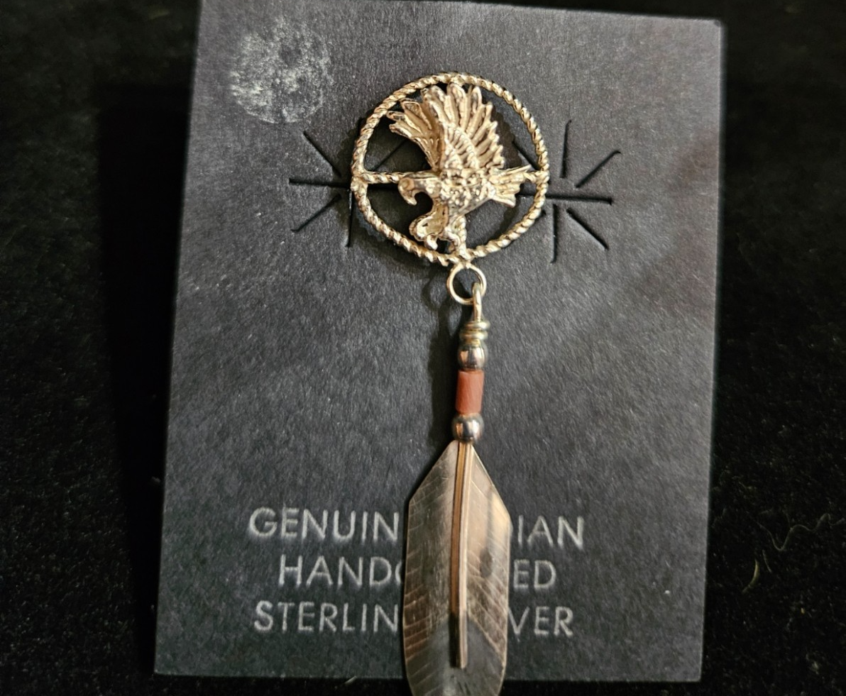 NATIVE AMERICAN HANDMADE STERLING HAT PIN WITH HANDCUT FEATHER BY KURT MOHAWK