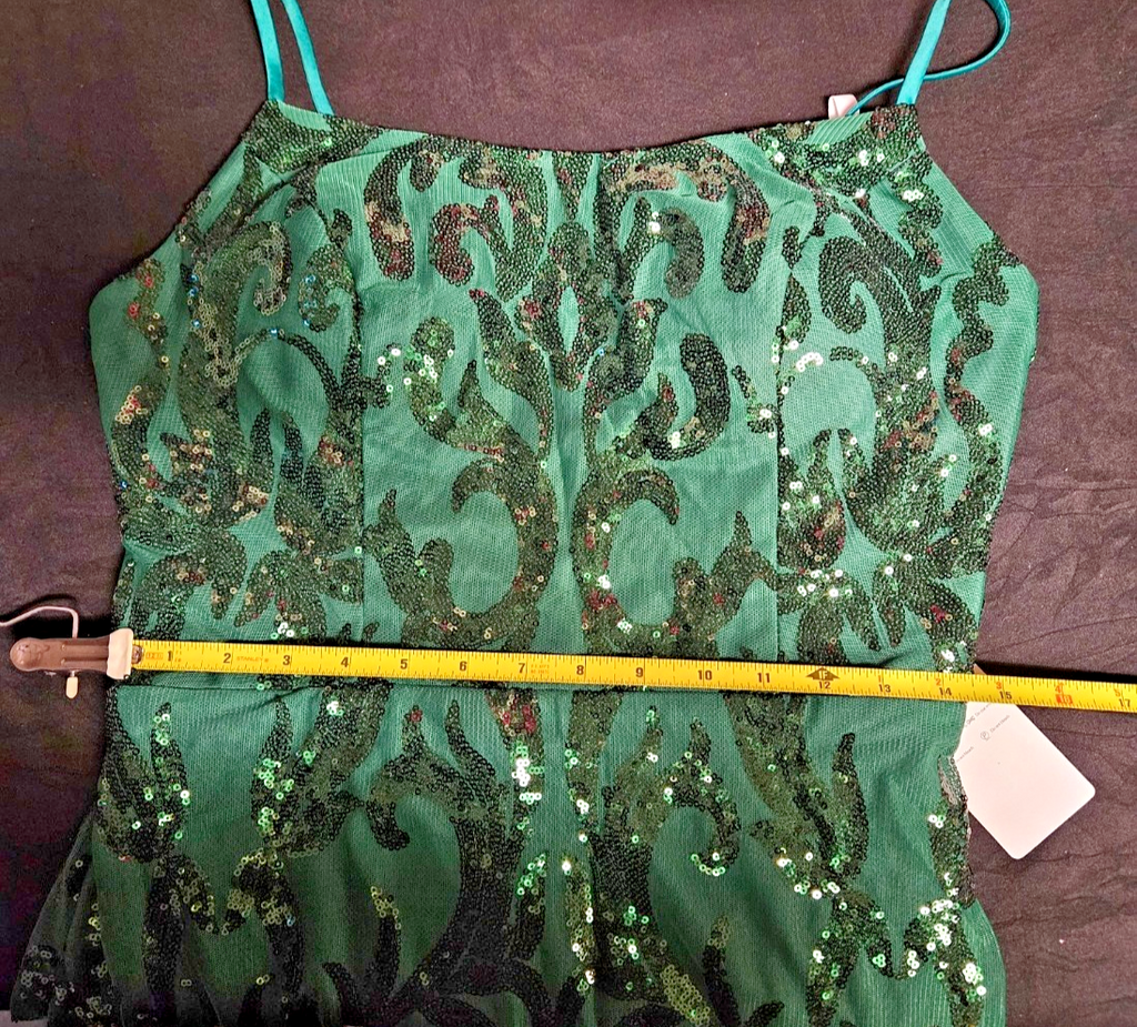 WOMEN'S SIZE 10/12 L DK GREEN SEQUINED MERMAID GOWN PROM/FORMAL NWT